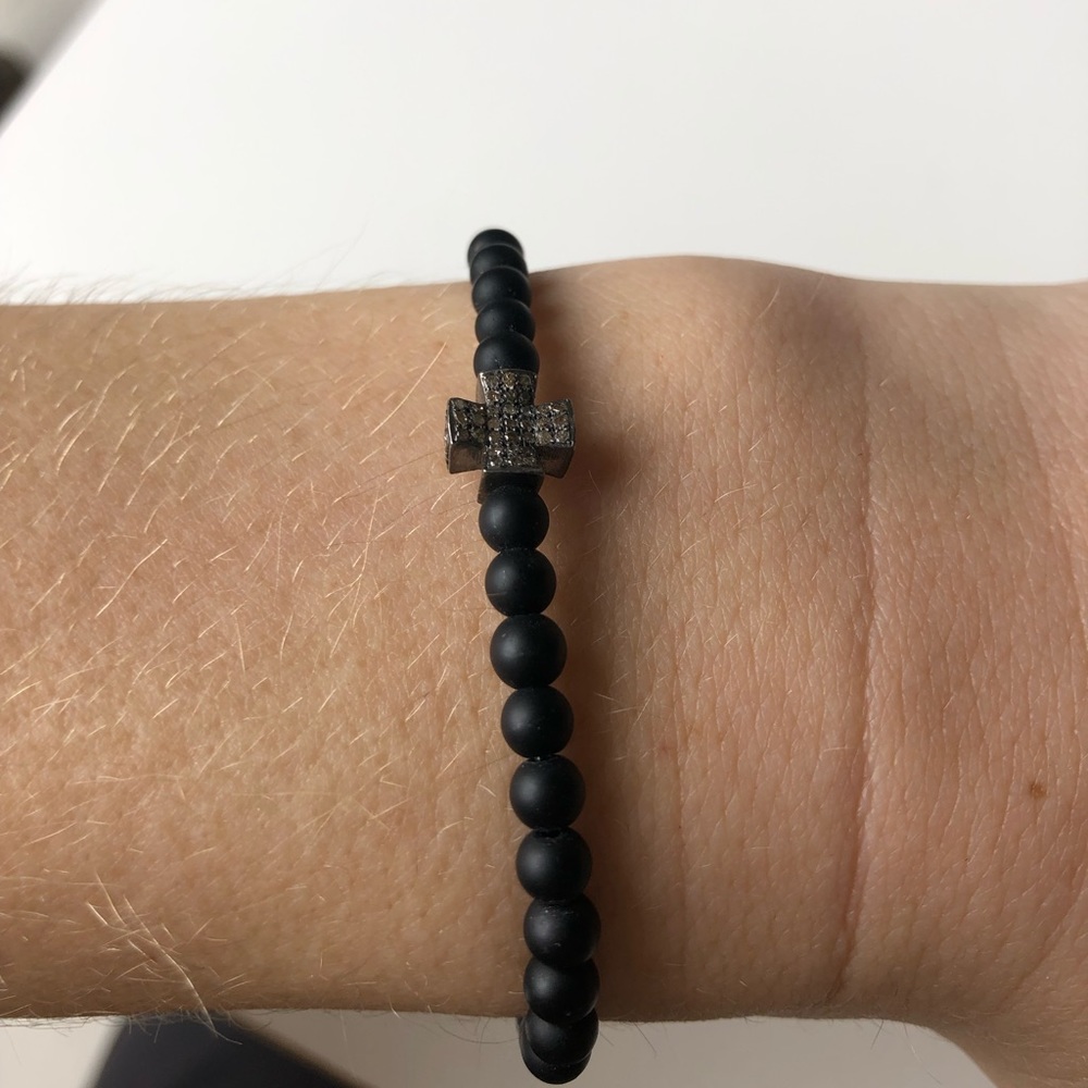 black beaded bracelet w/ pave black diamond charm